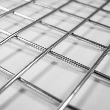 Сетка сварная нержавеющая квадратная в рулонах 08Х18Н10Т 30х30х3 мм ГОСТ 23279-2012